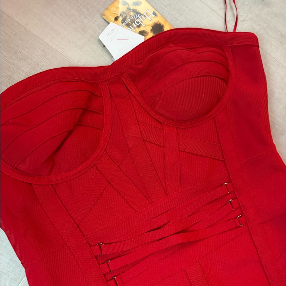Hybrid & Company Vibrant Red Strapless Dress